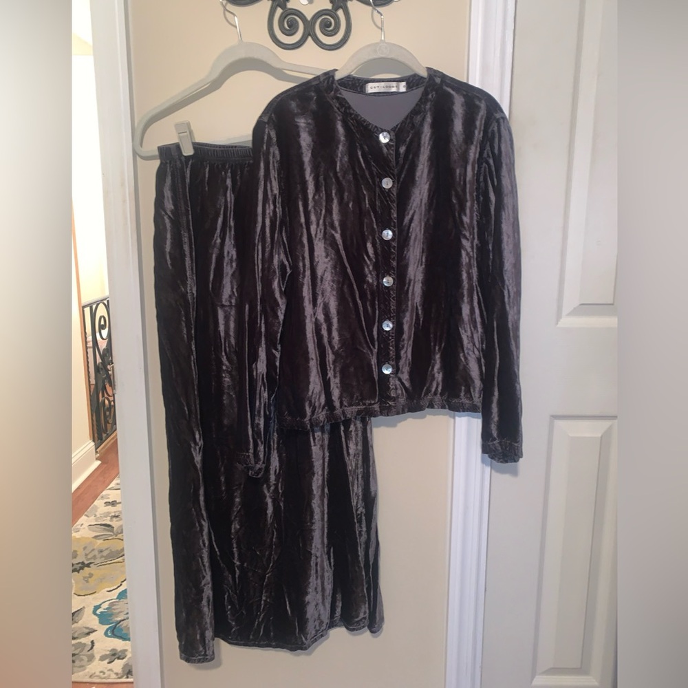 Cut Loose Seal Gray Velvet Suit  Jacket / Maxi Skirt Size Small Holidays